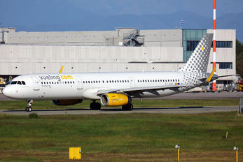 EC-MRF - Vueling Airlines Airbus A321