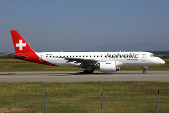 HB-AZD - Helvetic Airways Embraer ERJ-190-E2