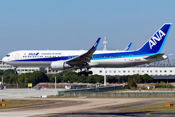 JA626A - ANA - All Nippon Airways Boeing 767-300ER