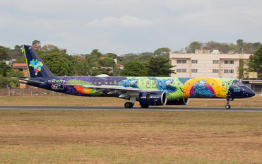 PS-AEF - Azul Linhas Aéreas Embraer ERJ-190-E2