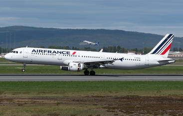 F-GTAU - Air France Airbus A321