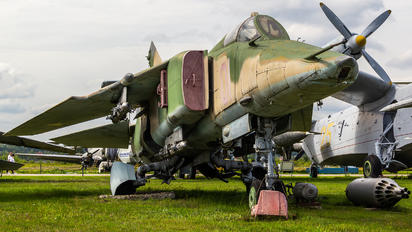 01 - Russia - Air Force Mikoyan-Gurevich MiG-27