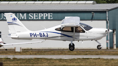 PH-BAJ - Breda Aviation Tecnam P2010