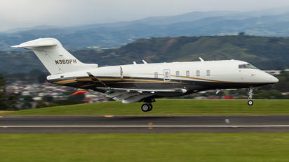 N350PH - Private Bombardier BD-100 Challenger 350 series