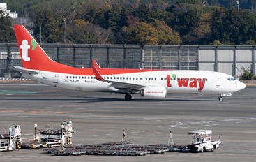 HL8324 - T'Way Air Boeing 737-800