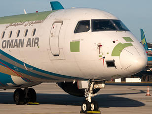 M-ABPR - Oman Air Embraer ERJ-175 (170-200)