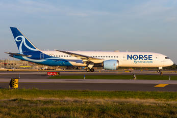 G-CKWS - Norwegian Air UK Boeing 787-9 Dreamliner