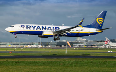EI-DLV - Ryanair Boeing 737-800