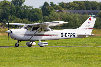 D-EFPB - Private Cessna 172 Skyhawk (all models except RG)