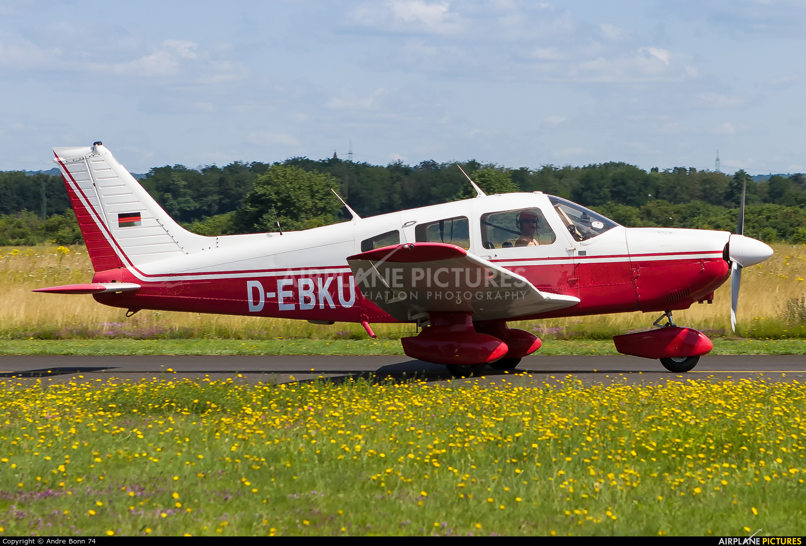 Private D-EBKU aircraft at Bonn - Hangelar
