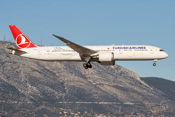 TC-LLO - Turkish Airlines Boeing 787-9 Dreamliner