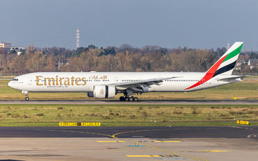 A6-ENL - Emirates Airlines Boeing 777-300ER