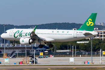 B-328T - Spring Airlines Airbus A320 NEO