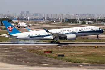 B-320S - China Southern Airlines Airbus A350-900