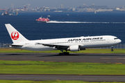 JA657J - JAL - Japan Airlines Boeing 767-300ER aircraft