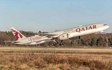 A7-BEF - Qatar Airways Boeing 777-300ER