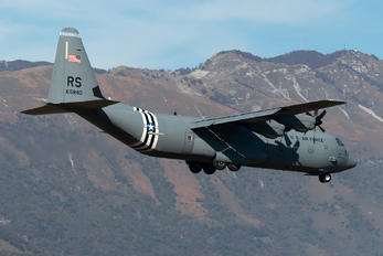 16-5840 - USA - Air Force Lockheed C-130J Hercules