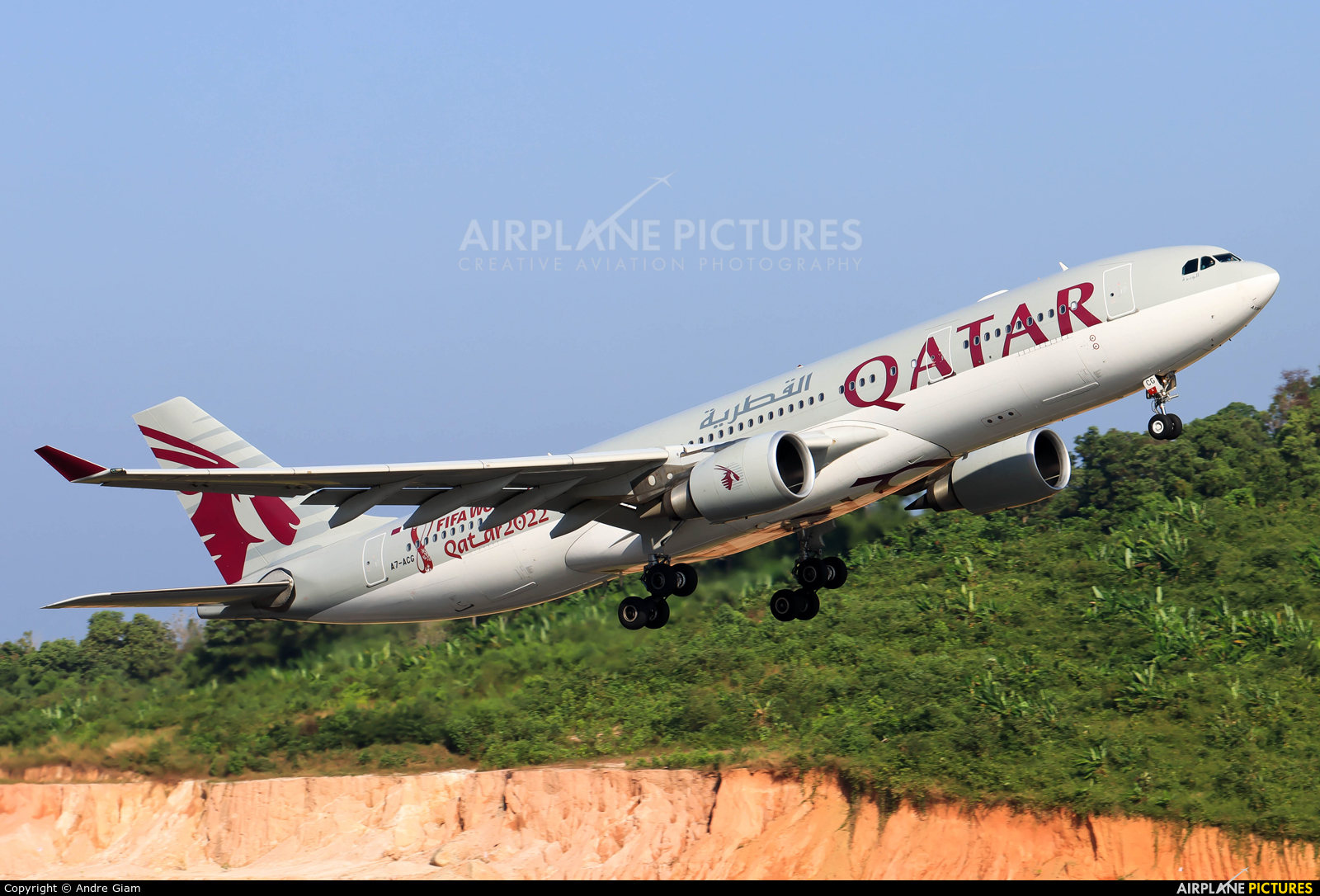 Qatar Airways A7-ACG aircraft at Phuket