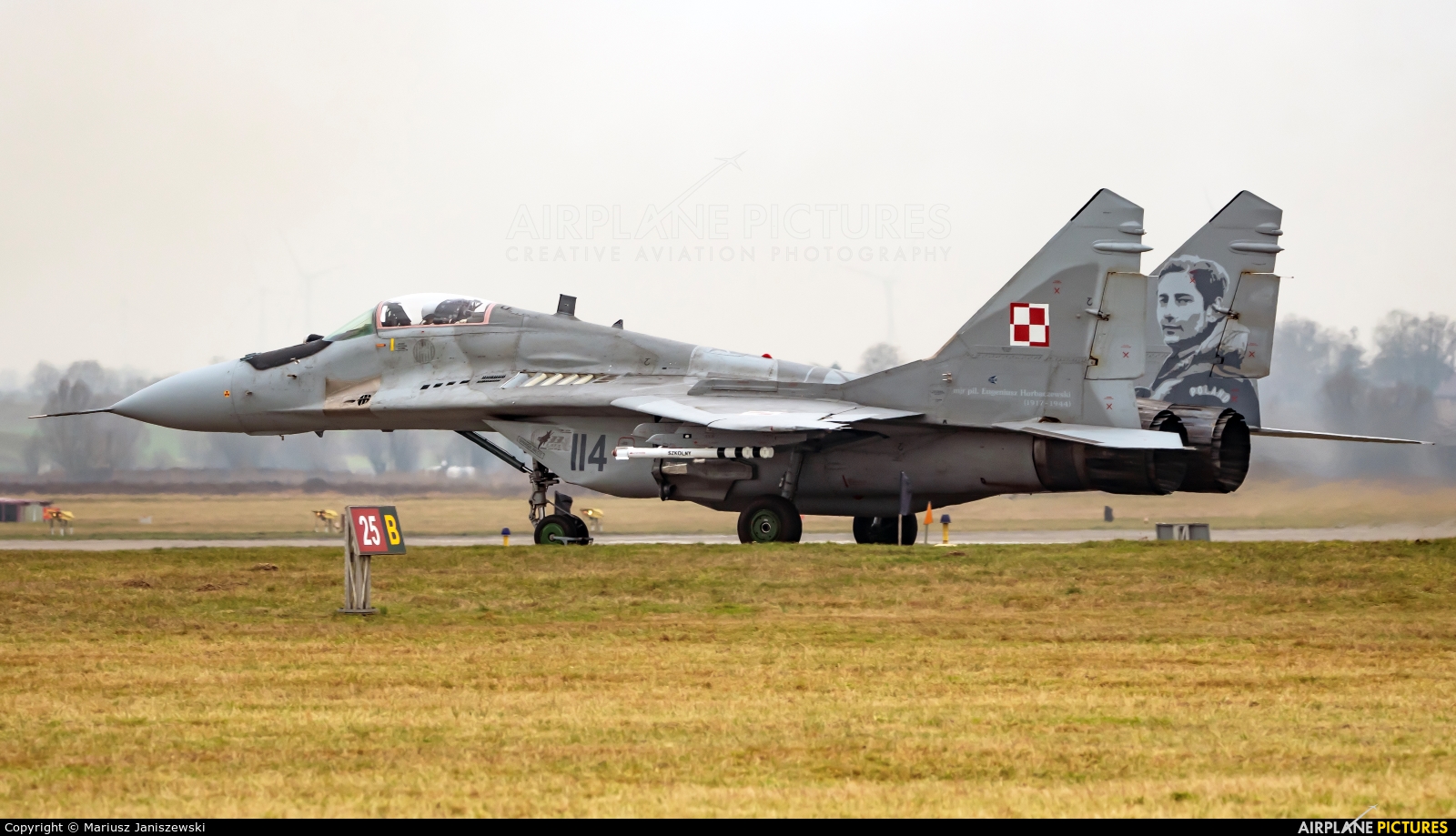 Poland - Air Force 114 aircraft at Malbork