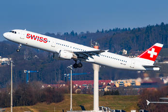 HB-IOF - Swiss Airbus A321