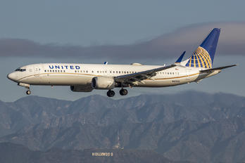 N47505 - United Airlines Boeing 737-9 MAX