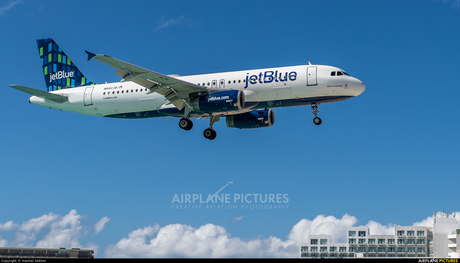 JetBlue Airways N662JB aircraft at Sint Maarten - Princess Juliana Intl