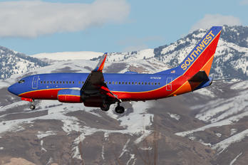 N780SW - Southwest Airlines Boeing 737-700