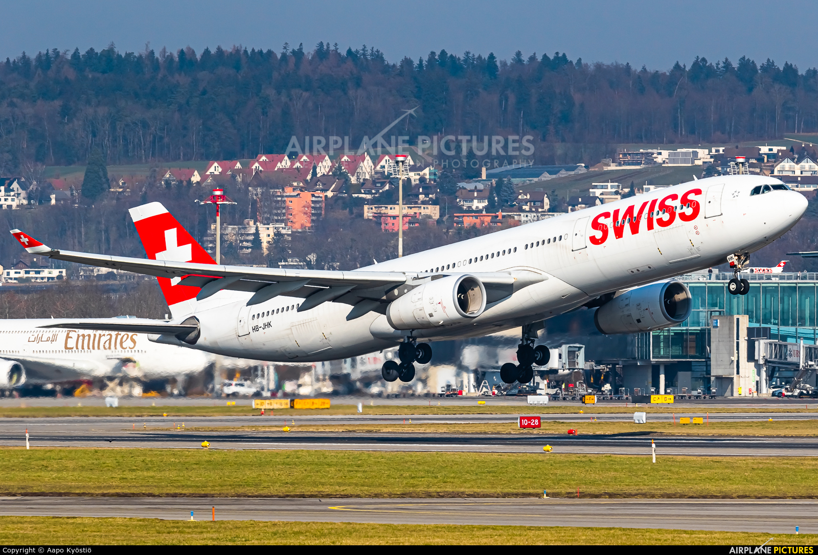 Swiss HB-JHK aircraft at Zurich