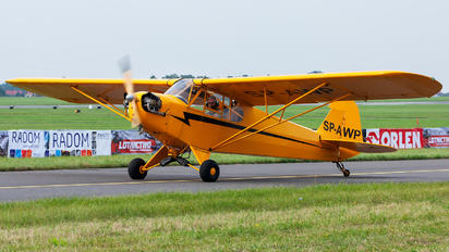 SP-AWP - Private Piper J3 Cub