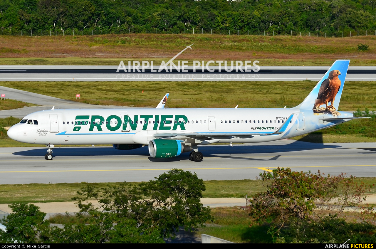Frontier Airlines N723FR aircraft at Cancun Intl