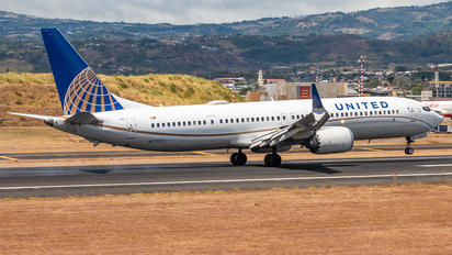 N27503 - United Airlines Boeing 737-9 MAX
