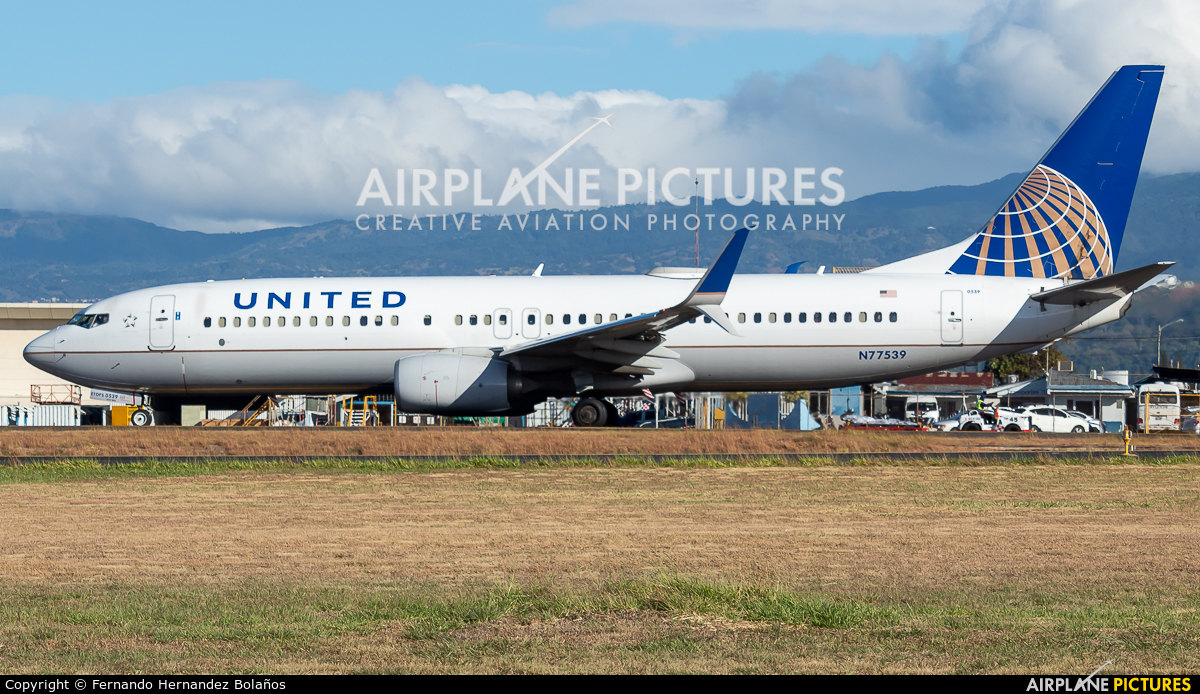 United Airlines N77539 aircraft at San Jose - Juan Santamaría Intl