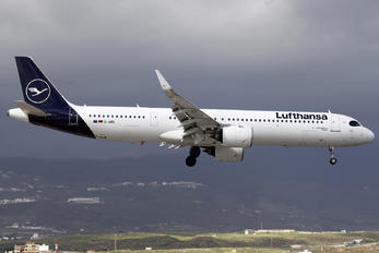 D-AIEI - Lufthansa Airbus A321 NEO