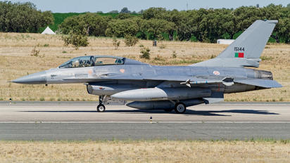 15144 - Portugal - Air Force General Dynamics F-16BM Fighting Falcon