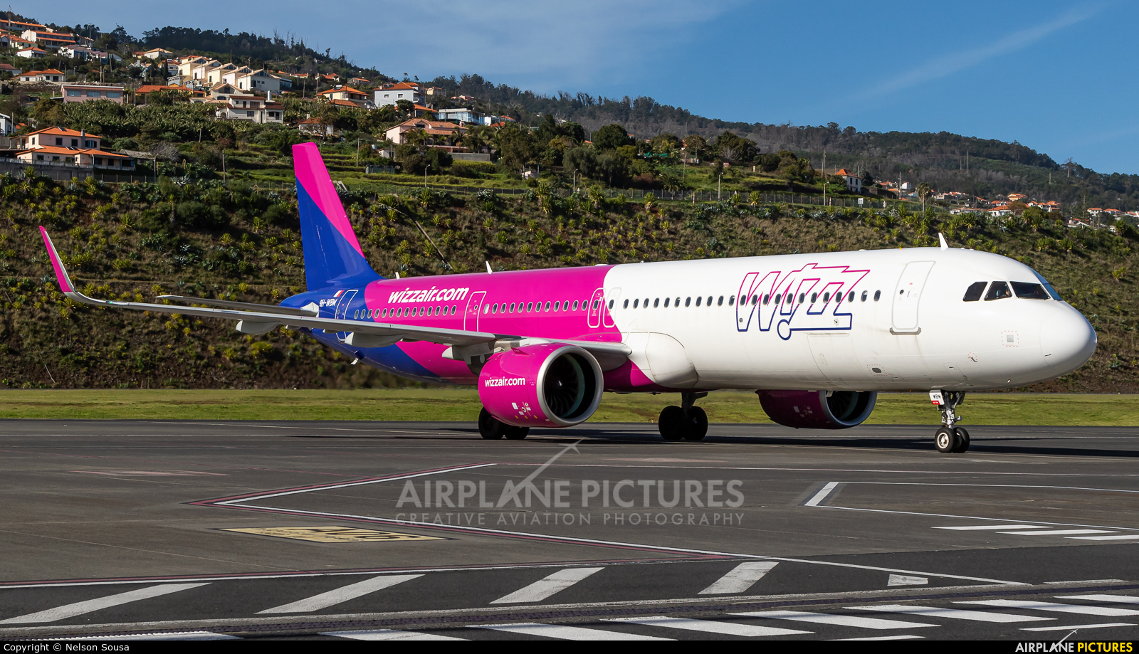Wizz Air Malta 9H-WBM aircraft at Madeira