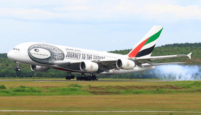 A6-EOI - Emirates Airlines Airbus A380