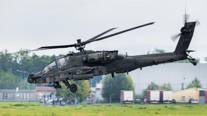 09-05596 - USA - Army Boeing AH-64D Apache