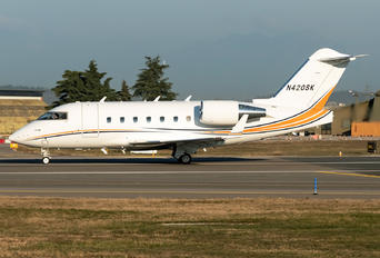 N420SK - Private Bombardier Challenger CC-144C