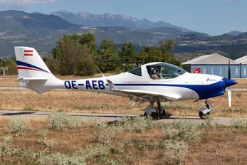 OE-AEB - Private Aquila 211