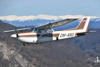 OM-NRG - Private Cessna 172 RG Skyhawk / Cutlass