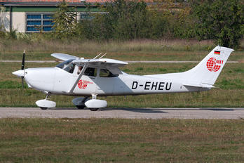 D-EHEU - Private Cessna 182 Skylane (all models except RG)