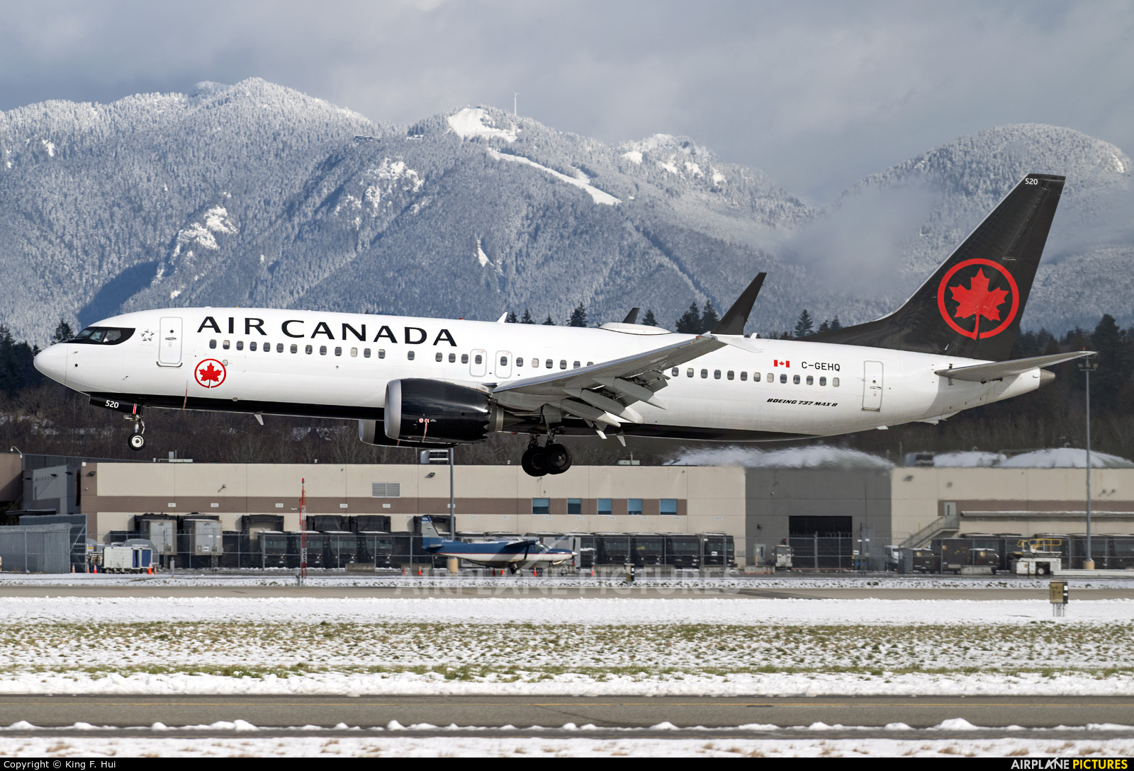 Air Canada C-GEHQ aircraft at Vancouver Intl, BC