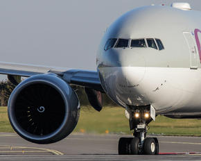A7-BEW - Qatar Airways Boeing 777-300ER