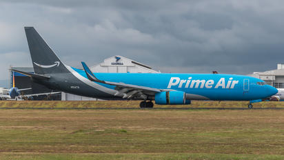N5147A - Amazon Prime Air Boeing 737-800