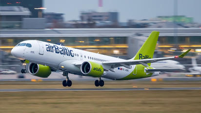 YL-ABG - Air Baltic Airbus A220-300