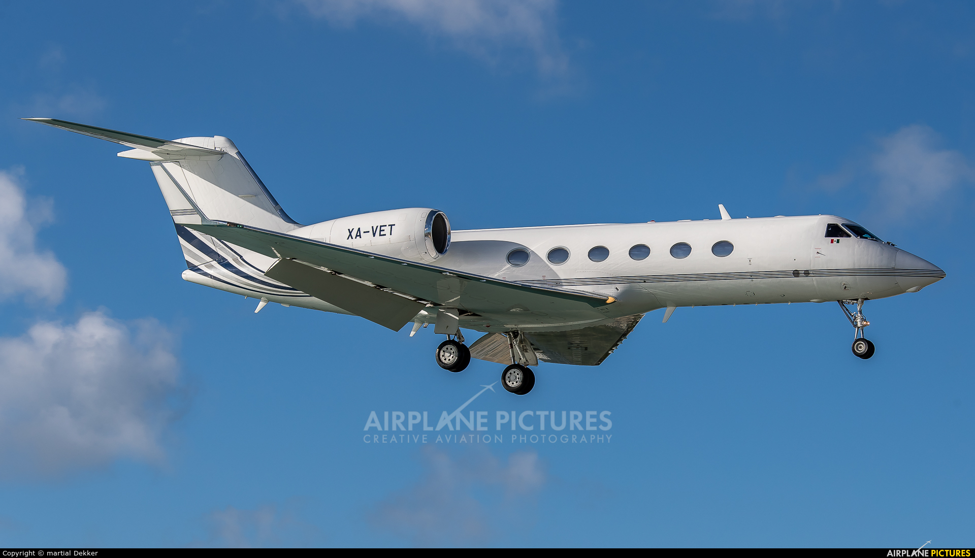 Private XA-VET aircraft at Sint Maarten - Princess Juliana Intl