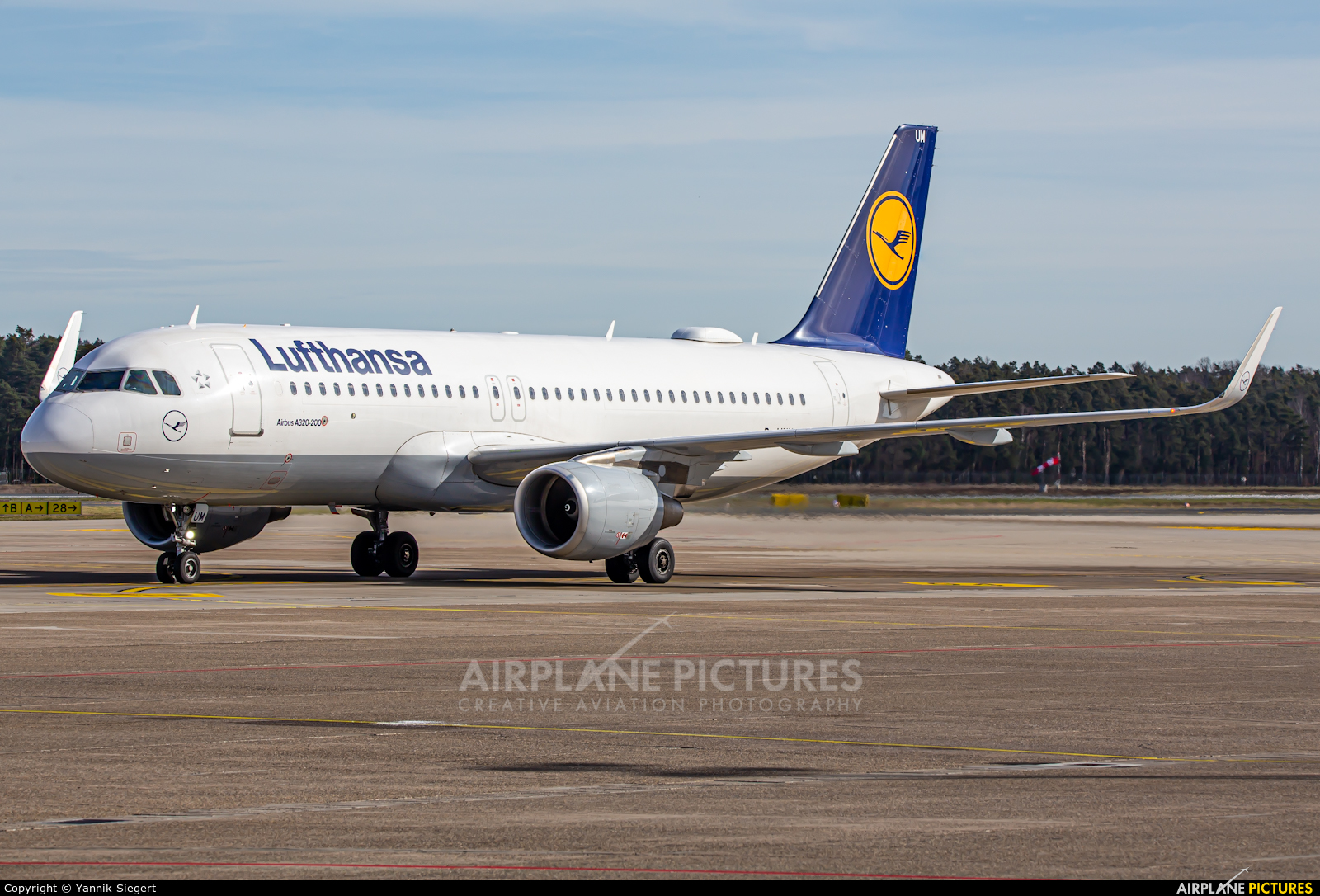 Lufthansa D-AIUM aircraft at Nuremberg