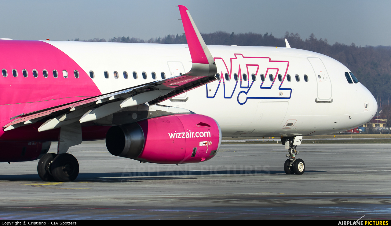 Wizz Air HA-LXM aircraft at Kraków - John Paul II Intl