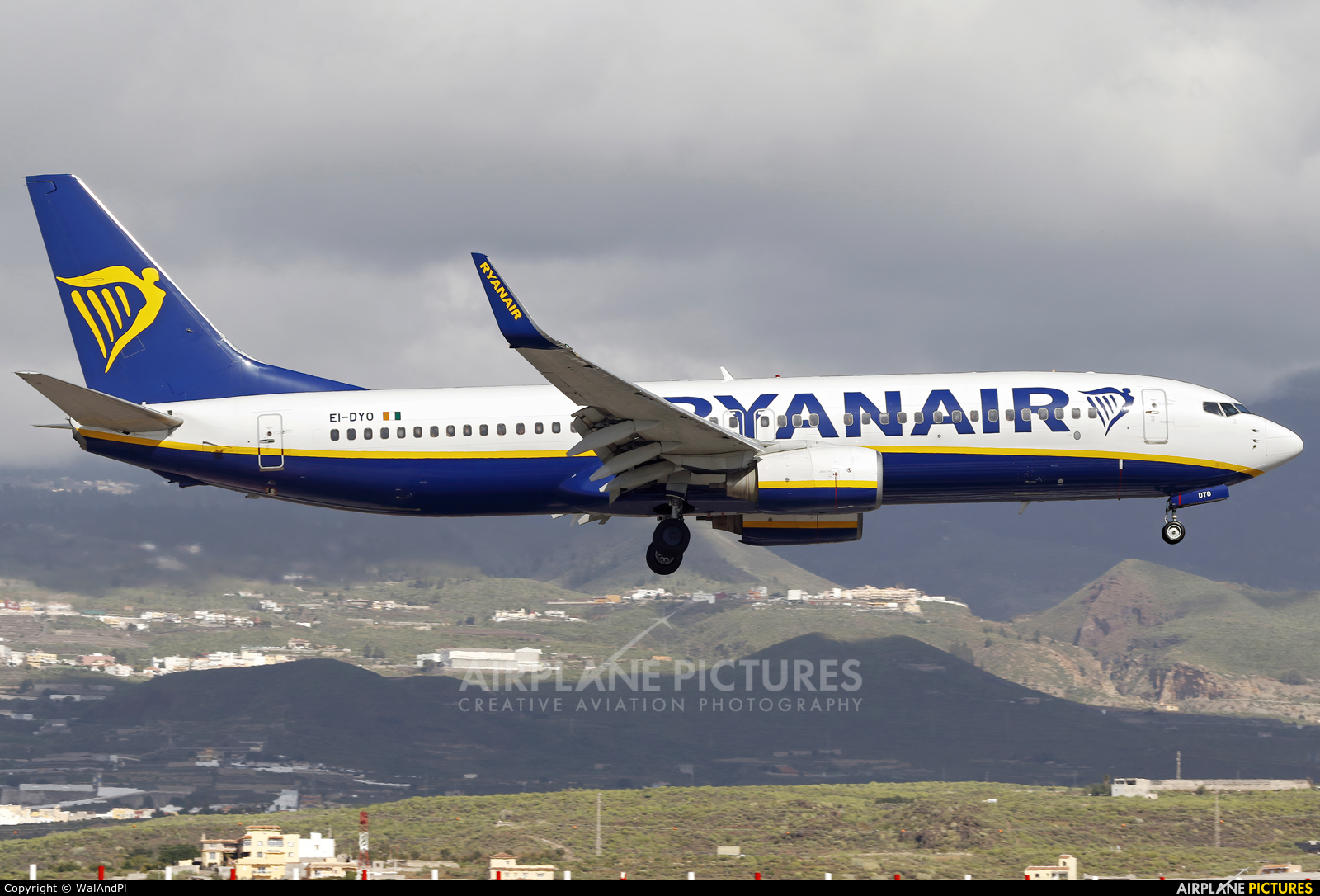 Ryanair EI-DYO aircraft at Tenerife Sur - Reina Sofia
