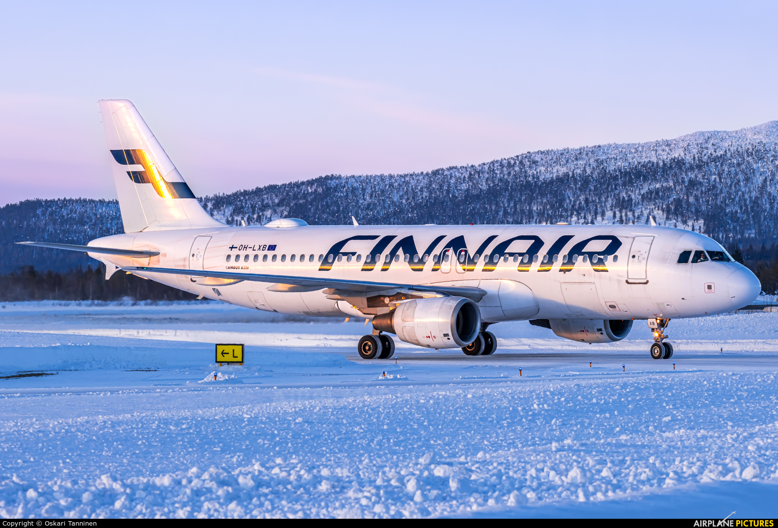 Finnair OH-LXB aircraft at Kittilä